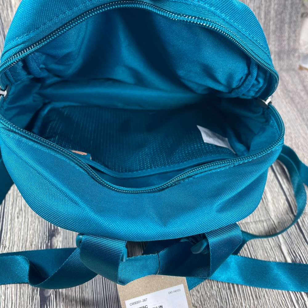 Nike Sportswear Futura 365 Mini Backpack Teal Green Blue One Size 6L CW9301-367 - Picture 4 of 6